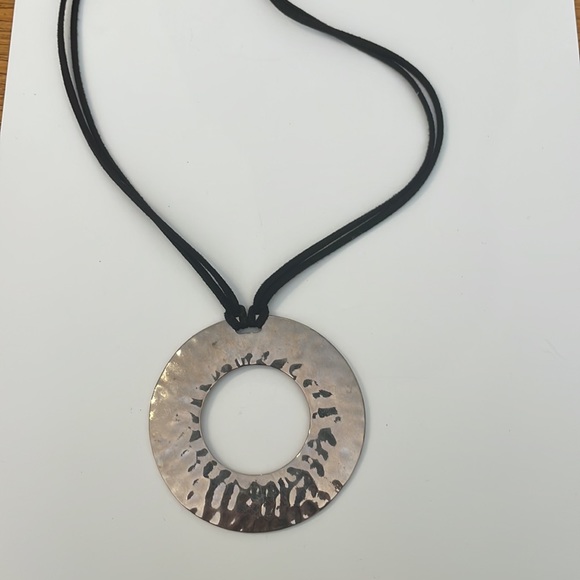 Pendant necklace round silver color - Picture 4 of 6